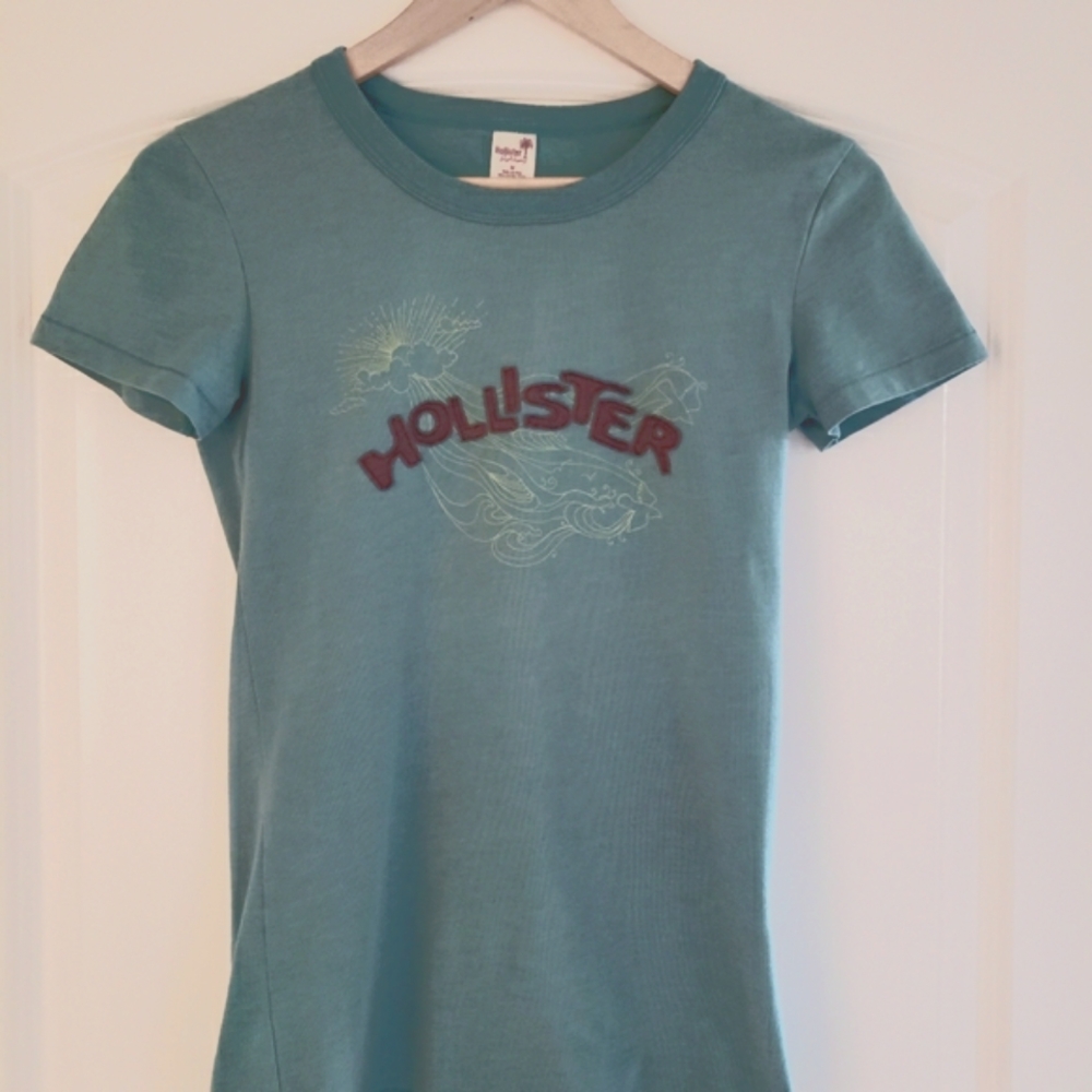 Hollister T-shirt